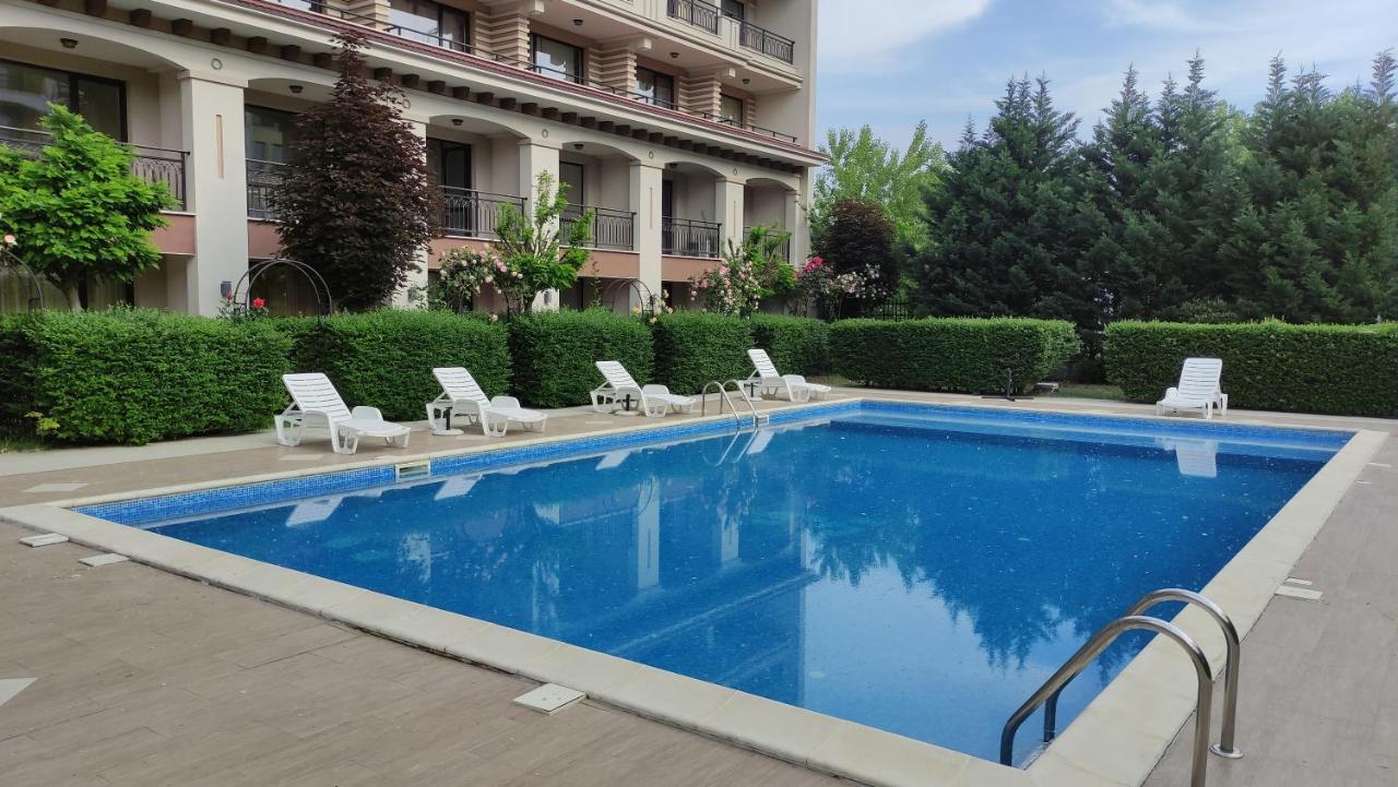 U-Dacha 45 Apartment Слънчев бряг Екстериор снимка